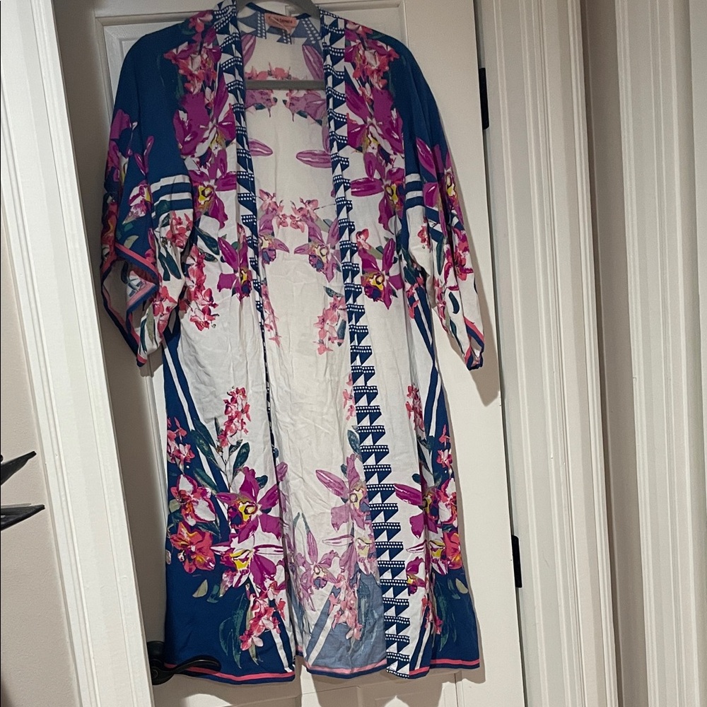 Flying Tomato Floral Kimono in Blue and Pink